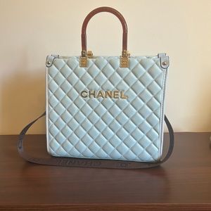Bag made in Chanel style
